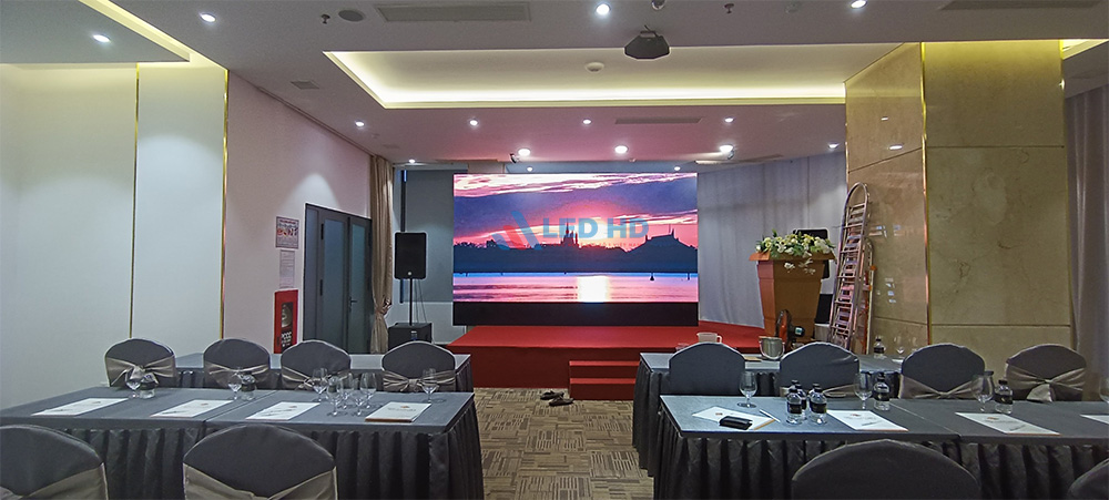 man-hinh-led-p4-san-khau1